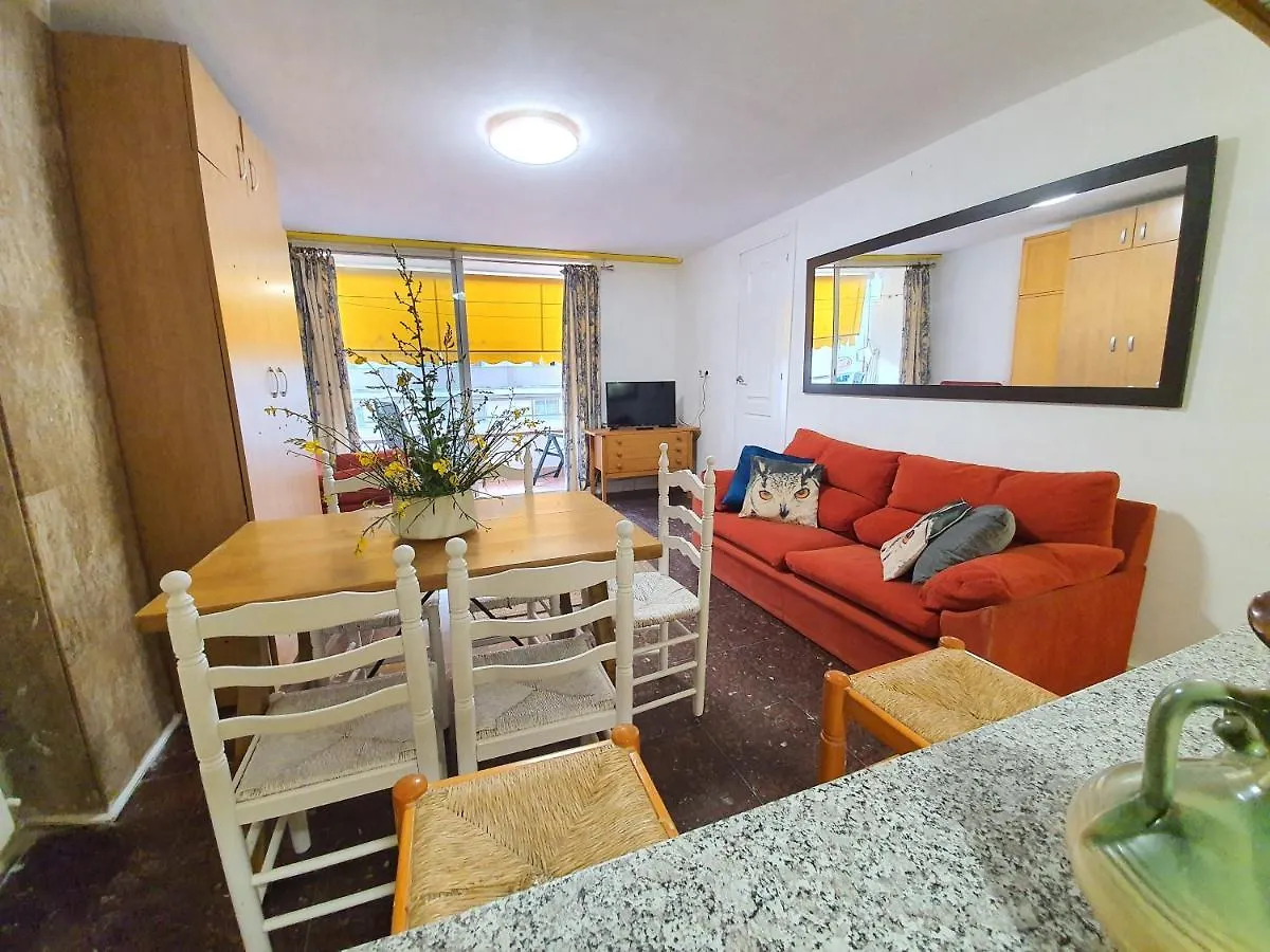 דירות יורט דה מאר Apartamento America 0*,